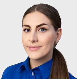 Suleymanova Laura - Lumi-Dent dentistry