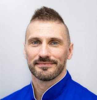 Okhremenko Vasyl Therapist Okhremenko Vasyl - Lumi-Dent