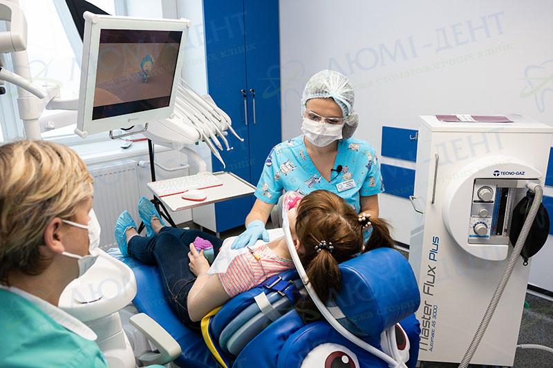 Седація закисом азоту в клініці Люмі-Дент Седація закисом азоту Люмі-Дент
