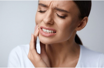 Як зняти зубний біль в домашніх умовах