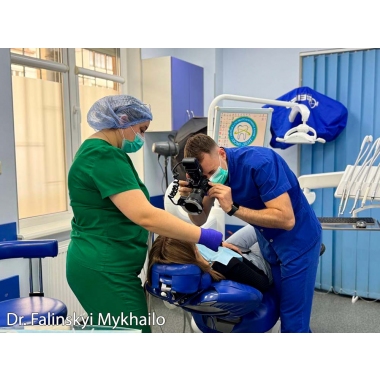 Стоматологія Люмі-Дент у Києві