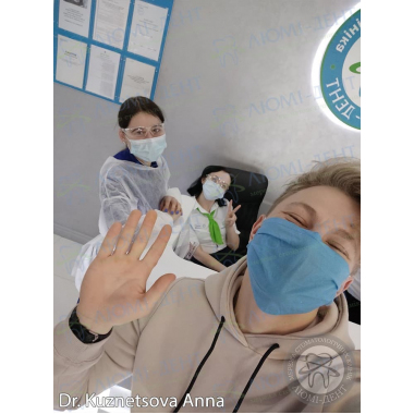 Ортодонт Кузнецова Анна с пациентом клиники Люми-Дент