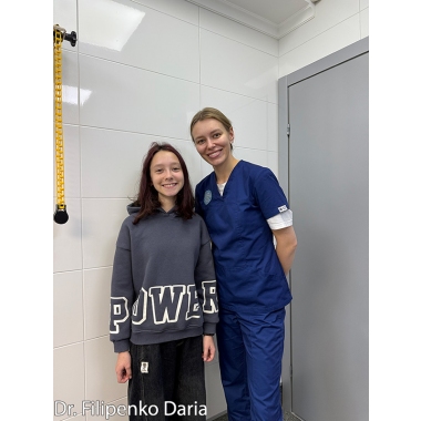 Фото с врачом Филипенко Д.В. Люми-Дент