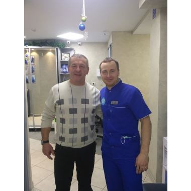Глушко Алексей Сергеевич стоматолог-ортопед Киев Люми-Дент 